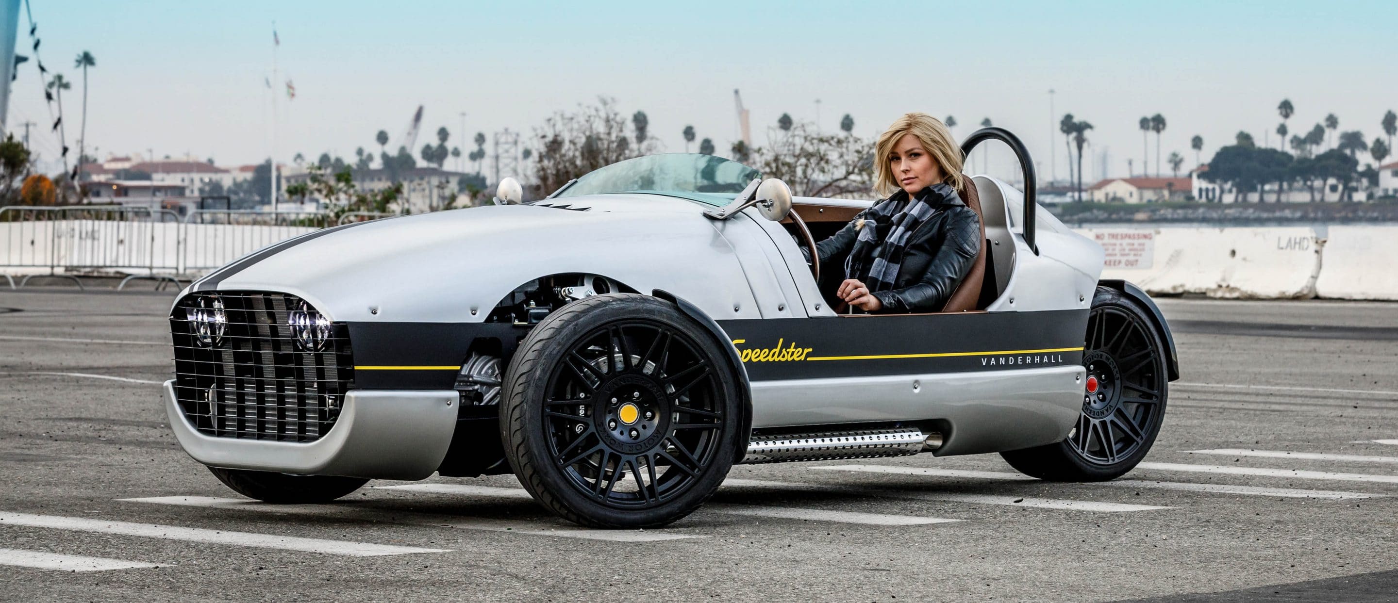 speedster woman front parked